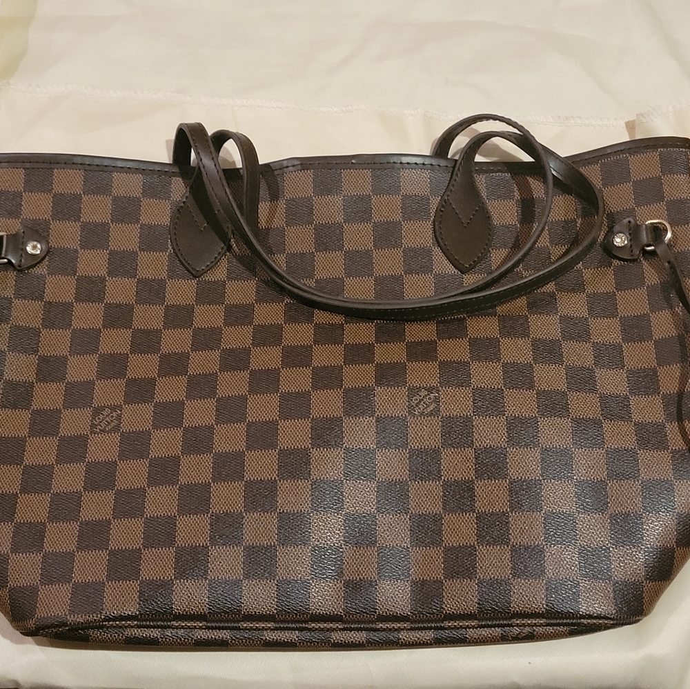 Faux Louis Vuitton bag